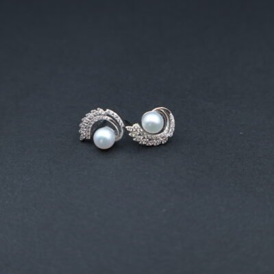 Boucles d’oreilles en perles à volute pavée